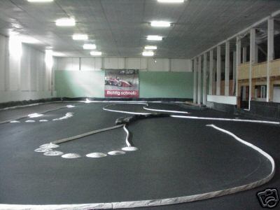 Halle des Race-Center Munzig